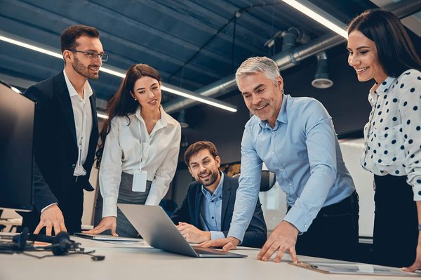 Quels sont les meilleurs outils pour le développement de logiciels de réalité augmentée ?